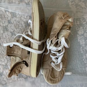 Roxy Stowaway Hi-Top Sneakers with Side Zip & Buckle Women's Size 7